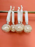 Load image into Gallery viewer, Pampas baubles set of 5
